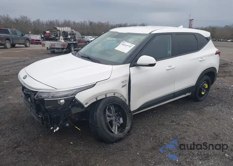 2021 Kia Seltos Lx z USA, uszkodzony, nr VIN KNDEPCAA4M7137546